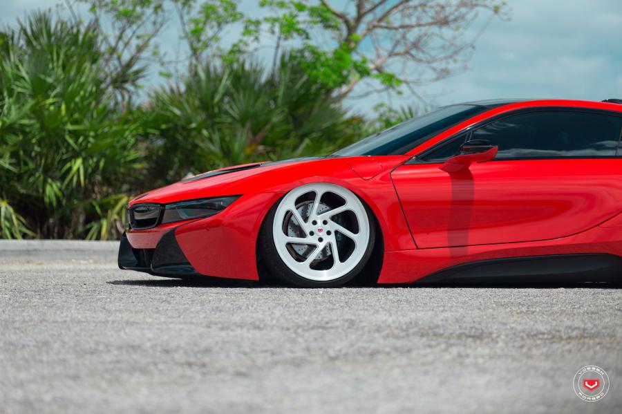  BMW i8 on Vossen Wheels (LC-108T) 2017 года  (фото 51 из 68)